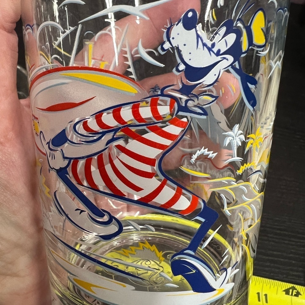 2 Goofy McDonald’s Walt Disney World 25th Anniversary Collectors Glasses
